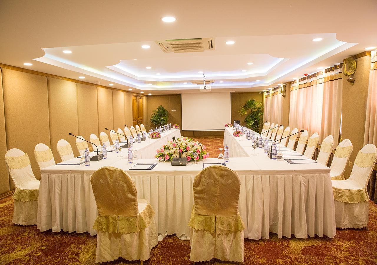 Kma Naypyitaw Hotel Naypyidaw Экстерьер фото