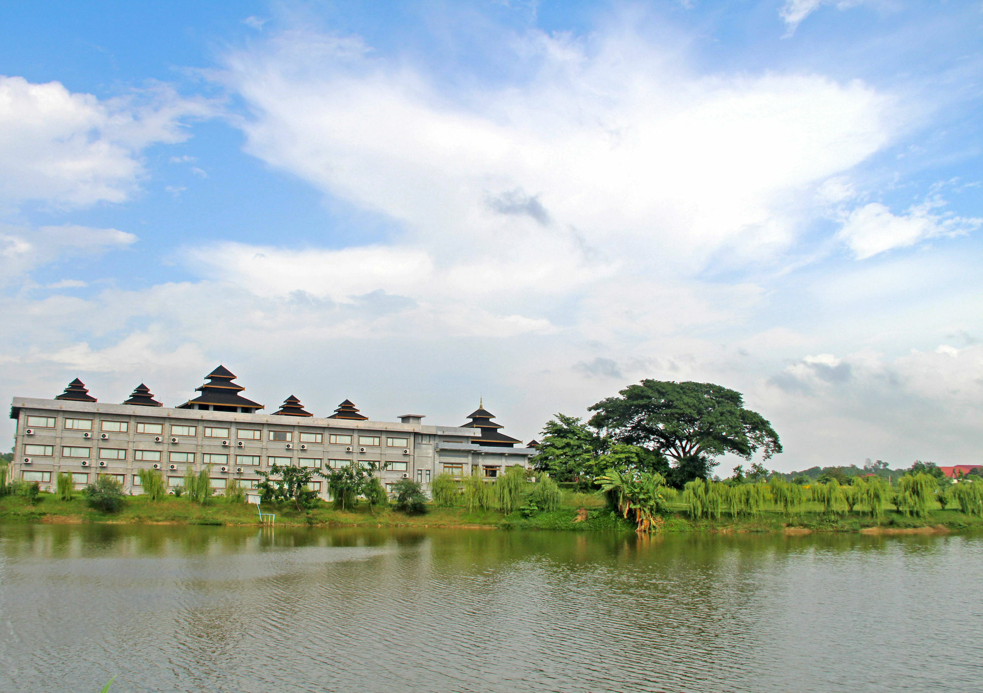 Kma Naypyitaw Hotel Naypyidaw Экстерьер фото