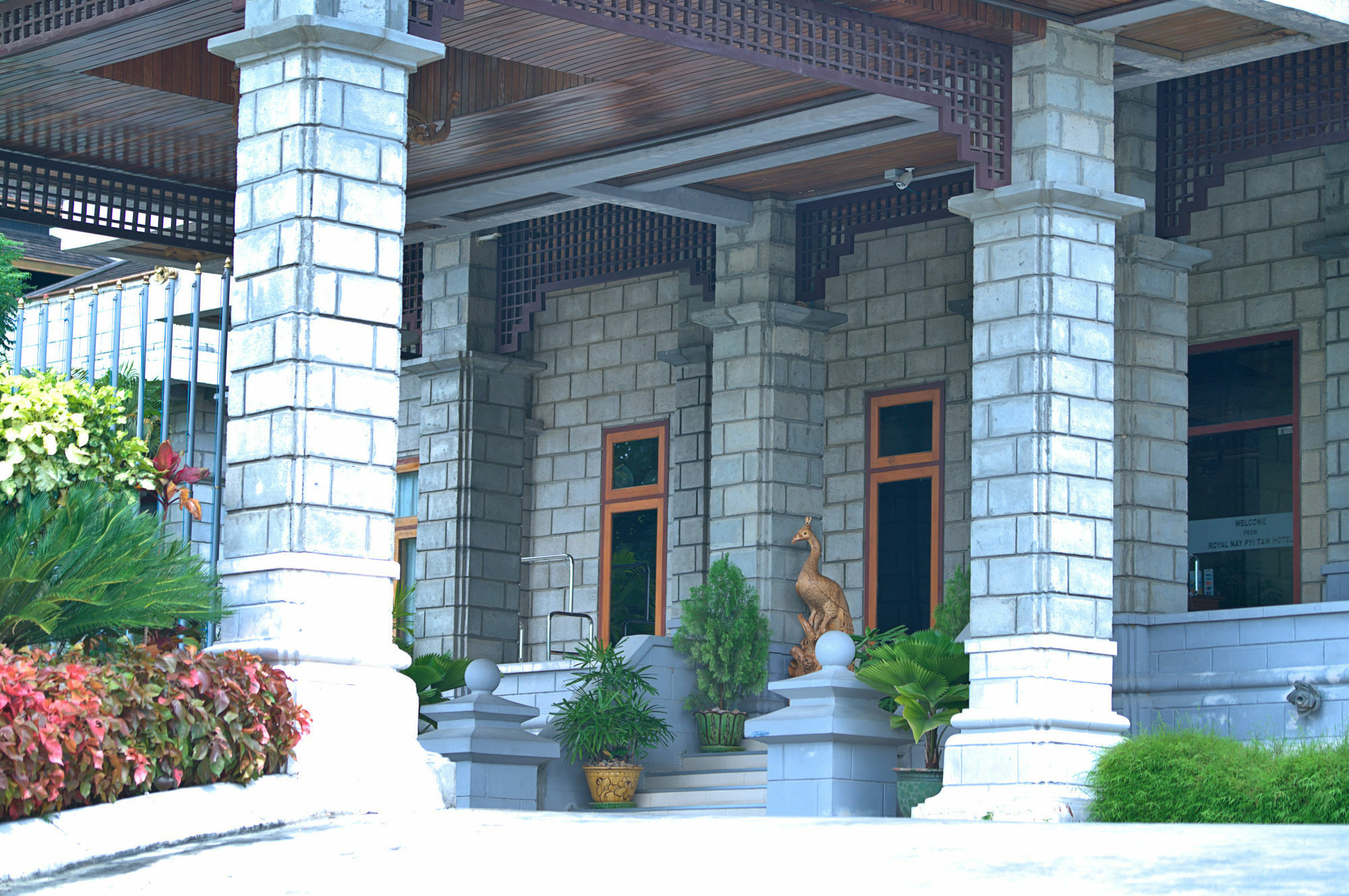 Kma Naypyitaw Hotel Naypyidaw Экстерьер фото